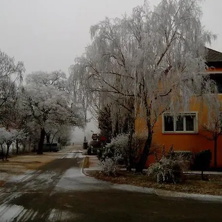 Locanda Polgármester étterem és Panzió 2*