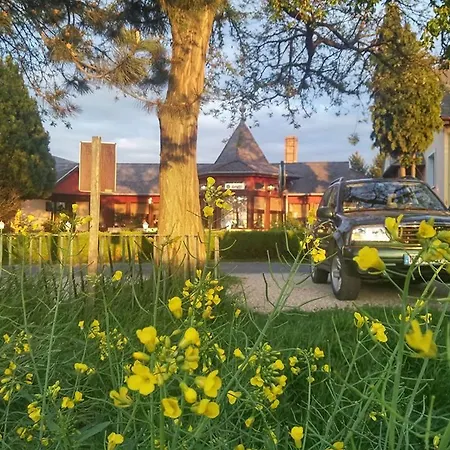 Polgármester étterem és Panzió Locanda Fertőszéplak