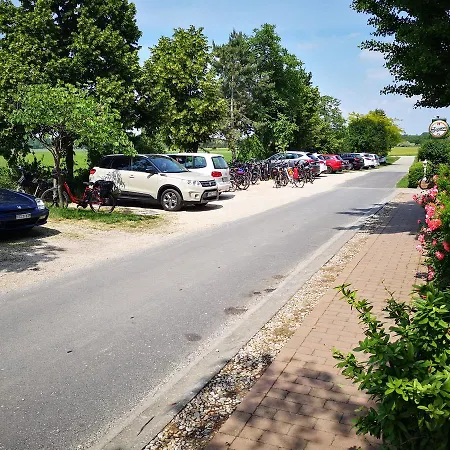 Polgarmester Etterem Es Panzio 2* Fertőszéplak