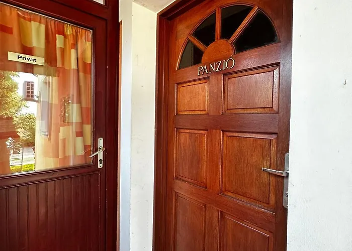 Polgarmester Etterem Es Panzio 2* Fertőszéplak