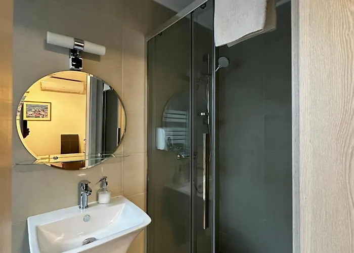 Han/Misafirhane Polgarmester Etterem Es Panzio